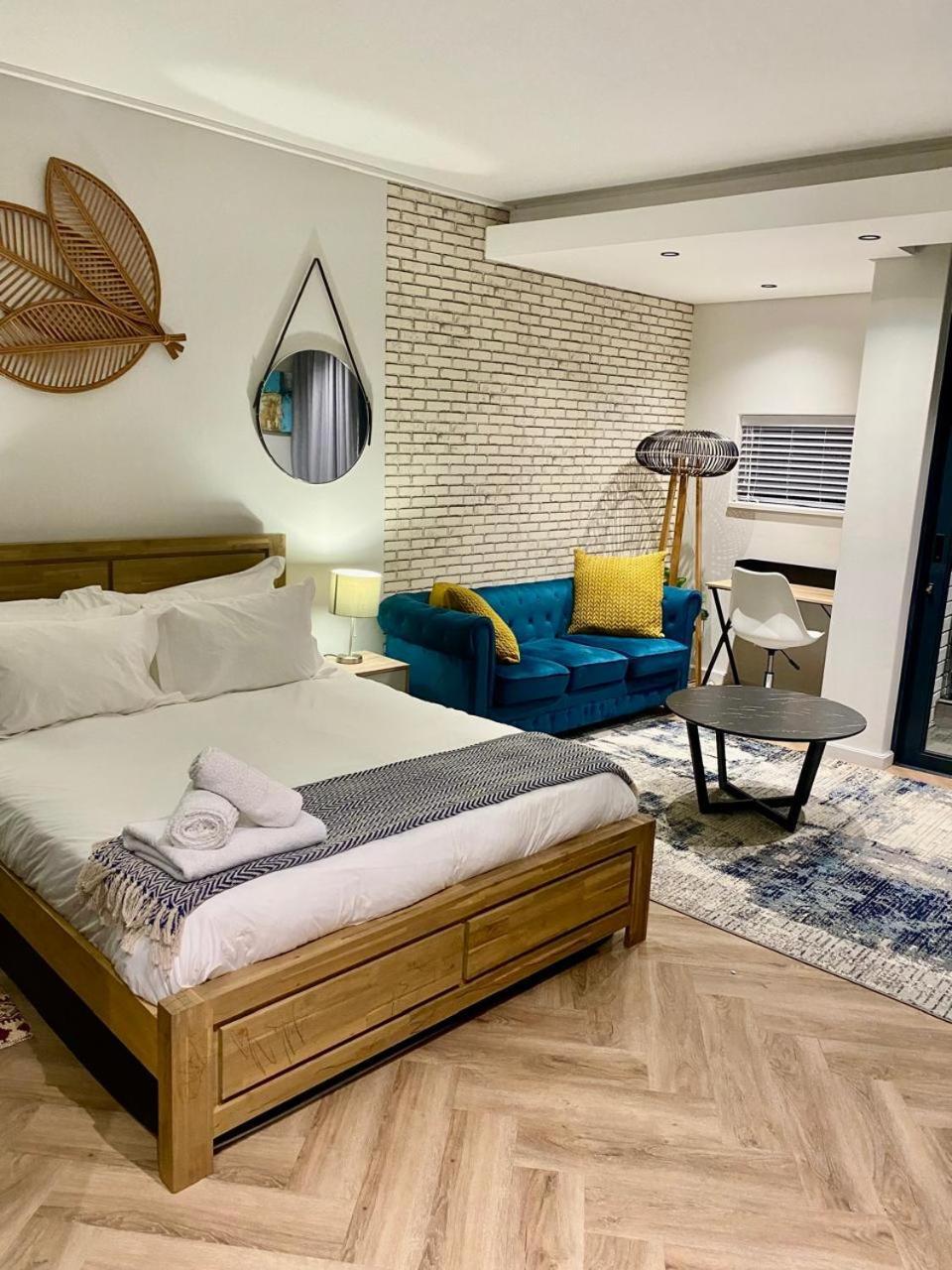 On Park Century Cozy Apartment Cape Town
